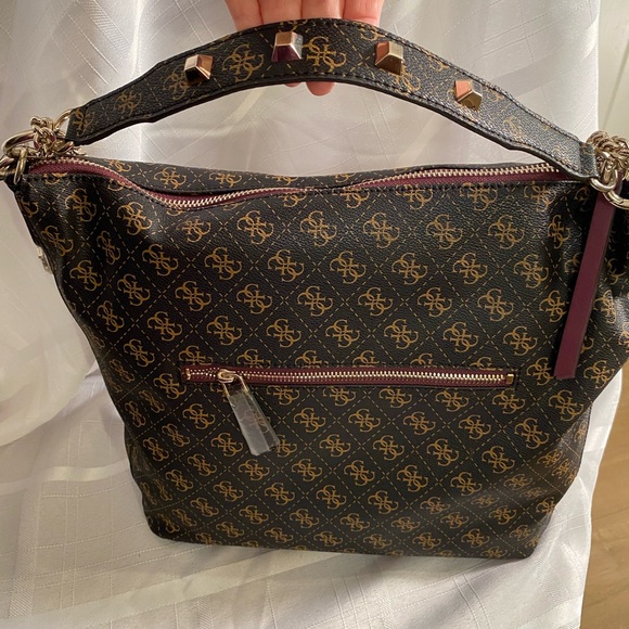 Guess MIA Hobo Shoulder Bag in faux leather, color brown model: MIA HOBO. NWT. - Picture 12 of 15